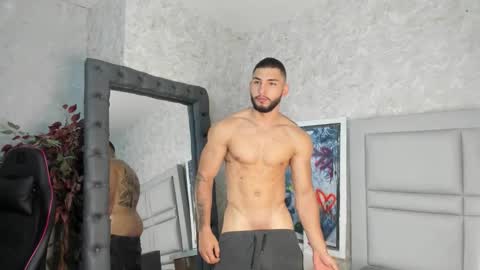 Snapshot of louis_connor chatting on March 14, 2026, 4:12 pm Louis online show from March 14, 2026, 4:12 pm