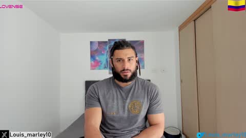 louis_marley_ online show from January 5, 2025, 1:47 pm