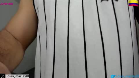 louis_marley_ online show from November 3, 2025, 10:53 pm