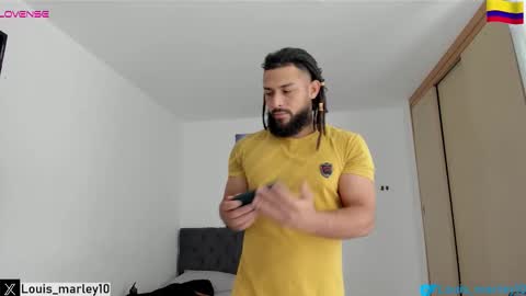 louis_marley_ online show from March 1, 2026, 5:26 pm