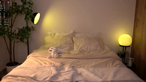 Louis online show from March 22, 2026, 1:31 am