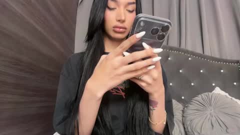 Snapshot of louiseelizabeth chatting on March 19, 2026, 3:49 pm samantha online show from March 19, 2026, 3:49 pm