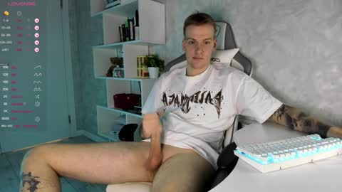 Louis  online show from January 21, 2025, 4:05 pm