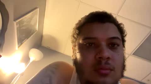 love01109 online show from November 23, 2025, 12:10 am