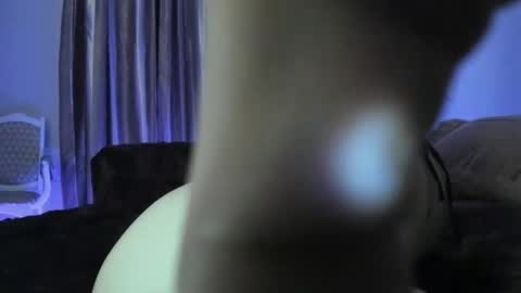 Snapshot of love1joy chatting on March 12, 2026, 8:04 pm love1joy online show from March 12, 2026, 8:04 pm