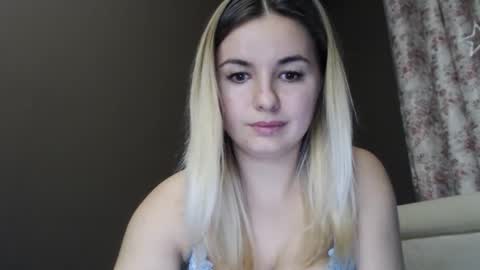 Megane online show from March 22, 2026, 9:18 pm