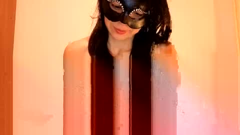 Nina online show from April 23, 2026, 2:24 am