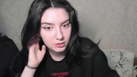 Snapshot of love_lina_muuur chatting on April 8, 2026, 4:51 pm LINA online show from April 8, 2026, 4:51 pm