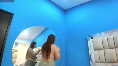 Snapshot of love_melany0 chatting on April 24, 2026, 12:40 pm Melany online show from April 24, 2026, 12:40 pm