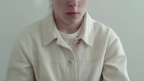 Snapshot of love_vivian chatting on November 18, 2025, 11:47 am Vivian online show from November 18, 2025, 11:47 am