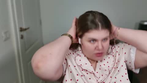 Ally online show from December 18, 2025, 7:09 pm