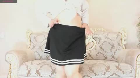 Amaya online show from November 17, 2025, 3:51 pm