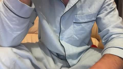 lovecoquin online show from November 24, 2025, 8:08 pm