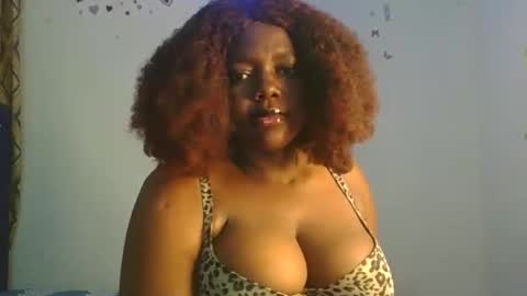 Snapshot of lovecumsluttie chatting on October 1, 2025, 7:09 pm mila online show from October 1, 2025, 7:09 pm