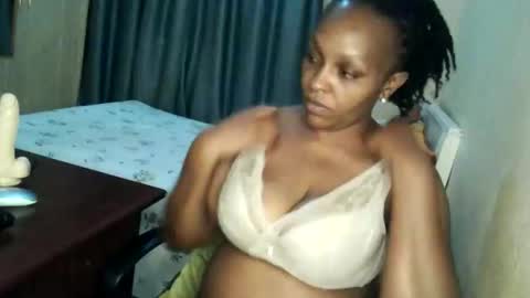 loveedee4 online show from May 13, 2026, 5:38 am