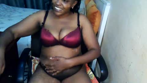 loveedee4 online show from June 13, 2026, 10:29 pm
