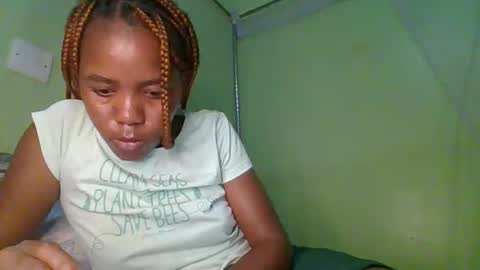 lovegal335 online show from January 11, 2026, 2:22 pm