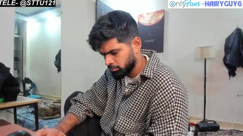 Snapshot of lovehairyindian chatting on December 27, 2024, 8:28 pm Indian hairy online show from December 27, 2024, 8:28 pm