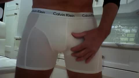 Snapshot of lovehairyone chatting on January 6, 2025, 8:50 pm lovehairyone online show from January 6, 2025, 8:50 pm