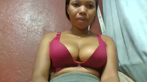 loveinlife750427 online show from April 10, 2026, 2:39 am