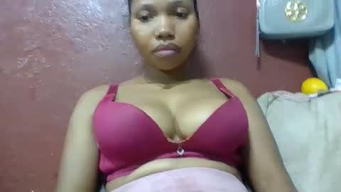 Snapshot of loveinlife750427 chatting on April 28, 2026, 7:46 am loveinlife750427 online show from April 28, 2026, 7:46 am