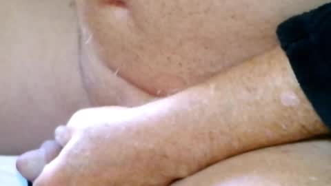 Snapshot of loveitallbehappy chatting on September 14, 2025, 11:31 am Loveitall online show from September 14, 2025, 11:31 am