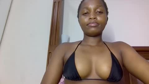 lovelbrownie online show from February 4, 2026, 6:03 pm