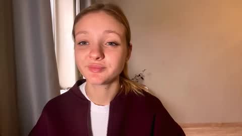 Ella online show from December 1, 2025, 6:18 am