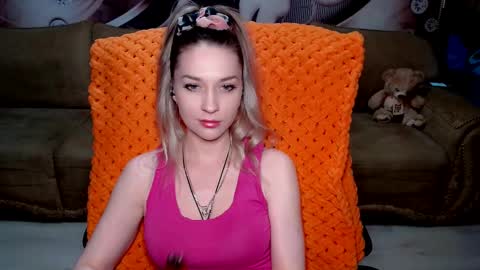 private open online show from March 6, 2025, 12:09 pm