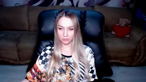 private open online show from October 19, 2025, 2:29 pm