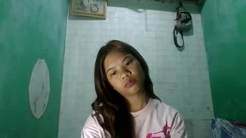 Snapshot of lovellypussy4u chatting on March 16, 2026, 5:44 am lovellypussy4u online show from March 16, 2026, 5:44 am