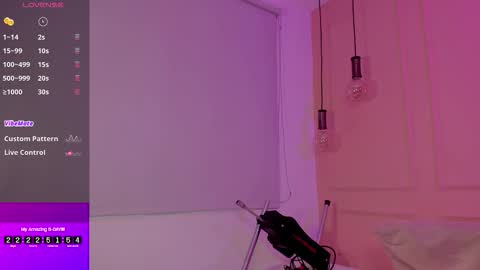 Emma online show from October 30, 2025, 2:07 pm