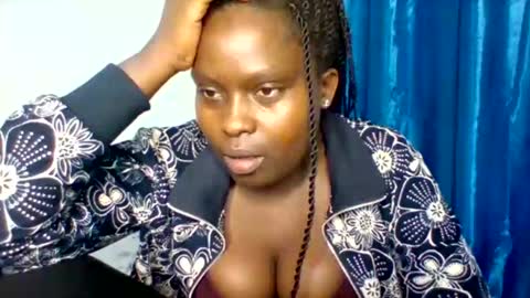 Snapshot of lovely_goodness chatting on December 14, 2024, 9:29 am enid online show from December 14, 2024, 9:29 am