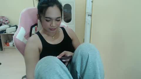 Snapshot of lovely_kurtny04 chatting on April 30, 2026, 8:57 pm LOVE online show from April 30, 2026, 8:57 pm