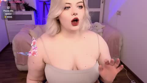 Snapshot of lovely_leilla chatting on January 18, 2025, 9:55 pm lovely_leilla online show from January 18, 2025, 9:55 pm