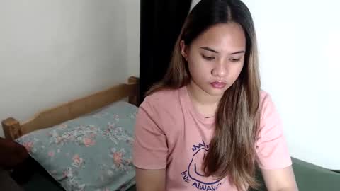 Axel online show from December 23, 2025, 1:25 am