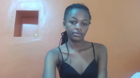 Lovely yvonne online show from October 16, 2025, 10:27 am