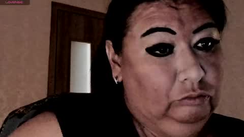 Anelana online show from April 28, 2026, 3:22 am