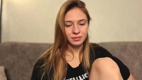 Kate only online show from October 31, 2025, 12:17 pm