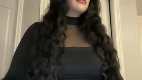 Snapshot of lovelykatiebabe chatting on December 17, 2025, 2:01 pm lovelykatiebabe online show from December 17, 2025, 2:01 pm