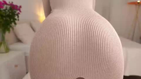 kim online show from November 14, 2025, 4:17 pm