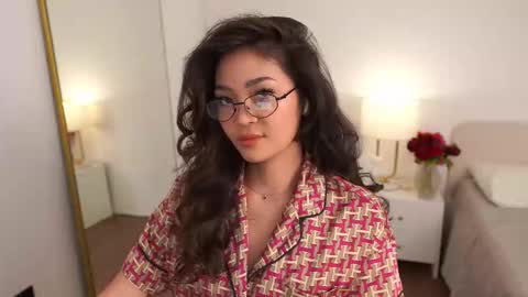 kim online show from March 24, 2026, 4:23 pm