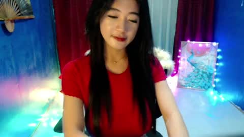 Snapshot of lovelypetite143 chatting on July 20, 2026, 5:04 pm lovelypetite143 online show from July 20, 2026, 5:04 pm