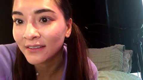 Queen Aria  online show from January 1, 2025, 8:37 pm