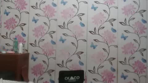 Angelquey online show from February 6, 2025, 2:55 am