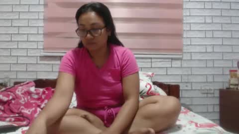 Angelquey online show from February 28, 2025, 9:12 pm