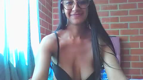 Tiffany online show from April 3, 2026, 7:01 pm