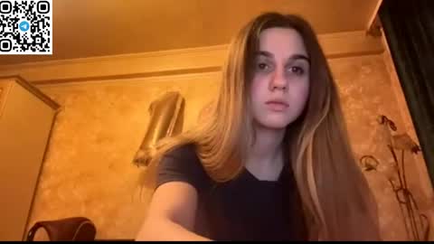 Snapshot of lovelysilk_63 chatting on April 17, 2026, 7:17 pm ELA online show from April 17, 2026, 7:17 pm