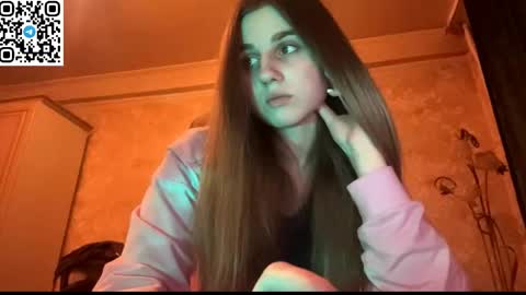 Snapshot of lovelysilk_63 chatting on April 27, 2026, 6:39 pm ELA online show from April 27, 2026, 6:39 pm