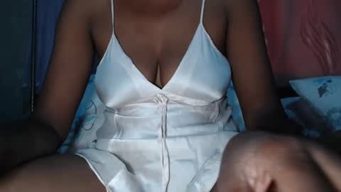 miss fancy louis online show from February 18, 2025, 5:31 am